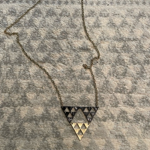 Necklace - Picture 2 of 5